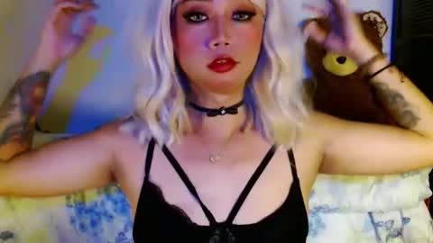 jasmine online show from 04/15/26, 12:45