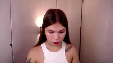 adorabletsforyouxx online show from 02/11/25, 09:35