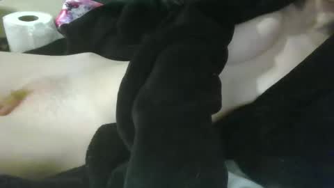 adoremeanna online show from 04/18/26, 05:33