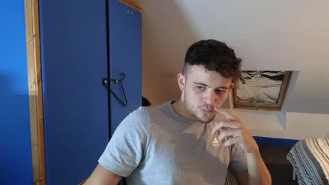 Snapshot of adr_twink chatting on 10/21/25, 06:41 ADR Twink online show from 10/21/25, 06:41