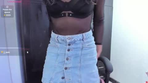 Snapshot of adrena_10 chatting on 01/16/25, 04:28 Adrena10 online show from 01/16/25, 04:28