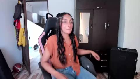 Snapshot of adrena_10 chatting on 09/30/25, 07:41 Adrena10 online show from 09/30/25, 07:41