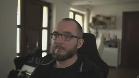 W36 online show from 04/02/26, 10:02