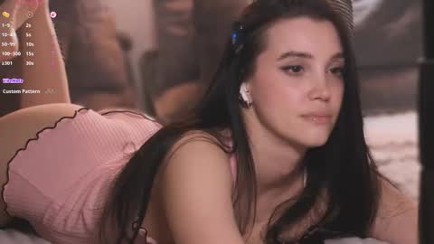 Victoria online show from 03/03/26, 06:03