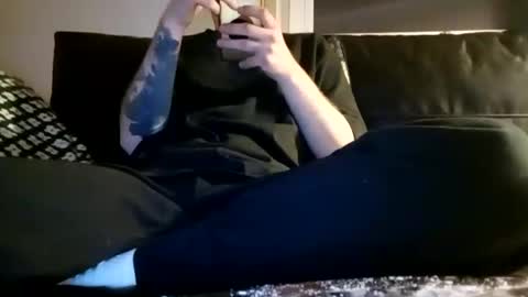 Future online show from 05/19/26, 01:44