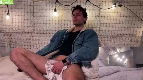 Adrian online show from 03/05/26, 04:08