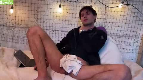 Adrian online show from 03/07/26, 12:13
