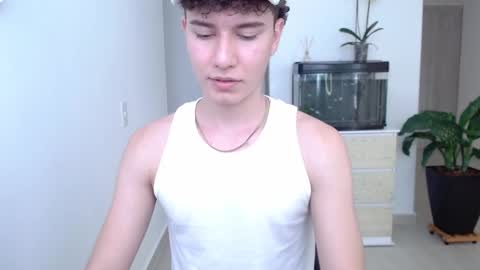 adrian morelli online show from 12/12/24, 07:15