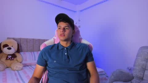 ADRIAN online show from 04/06/26, 06:42