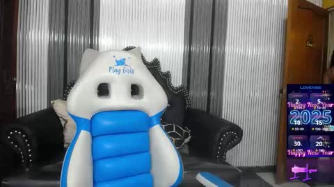 Adriana Martinez online show from 02/04/26, 02:17