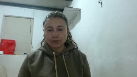 Adriana Tellez online show from 01/05/26, 05:27