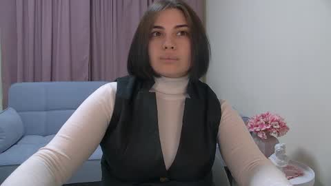 AdrianaTores online show from 05/07/26, 05:24