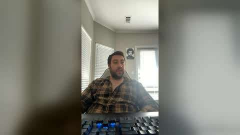 Snapshot of adrianjuarez12 chatting on 07/14/26, 02:23 adrianjuarez12 online show from 07/14/26, 02:23