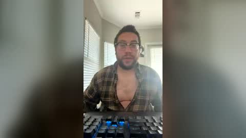 Snapshot of adrianjuarez12 chatting on 07/15/26, 02:22 adrianjuarez12 online show from 07/15/26, 02:22