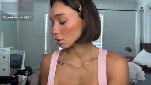 Adrianna  online show from 02/26/26, 08:52