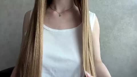 Caroline online show from 06/26/26, 04:22