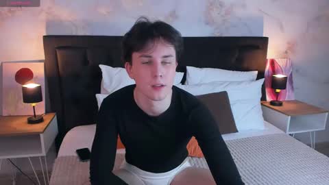 adrianoaubert online show from 02/12/25, 10:35