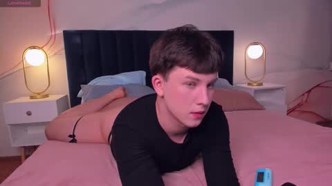 adrianoaubert online show from 09/21/25, 03:08