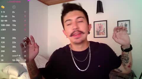 Snapshot of adriansafronov_ chatting on 01/27/25, 05:58 online show from 01/27/25, 05:58