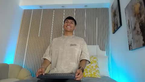 Snapshot of adrianstark_ chatting on 06/19/26, 01:04 adrianstark_ online show from 06/19/26, 01:04