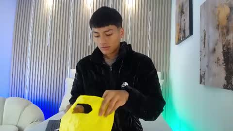 Snapshot of adrianstark_ chatting on 06/22/26, 12:35 adrianstark_ online show from 06/22/26, 12:35