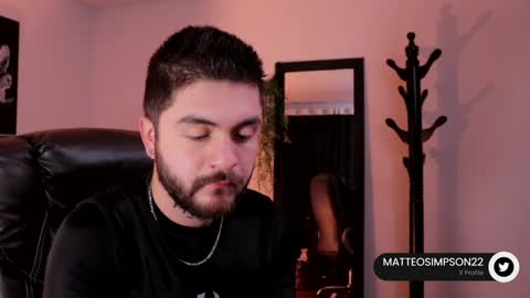 Snapshot of adrianwilliams_ chatting on 01/26/25, 11:50 Adrian Williams online show from 01/26/25, 11:50