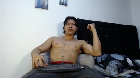 Snapshot of adriel_escalante chatting on 12/02/25, 03:23 adriel_escalante online show from 12/02/25, 03:23