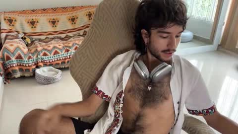 Snapshot of adrien_polo chatting on 02/17/26, 02:35 adrien_polo online show from 02/17/26, 02:35