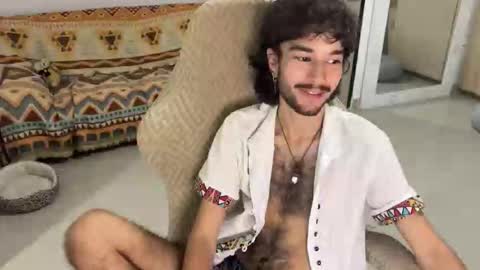 Snapshot of adrien_polo chatting on 02/18/26, 02:40 adrien_polo online show from 02/18/26, 02:40