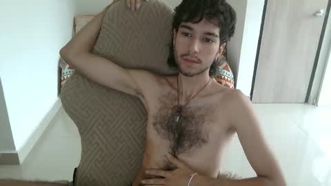 adrien_polo online show from 04/01/26, 06:16