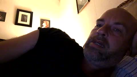 Snapshot of adrienfromparis chatting on 10/18/25, 06:30 adrienfromparis online show from 10/18/25, 06:30