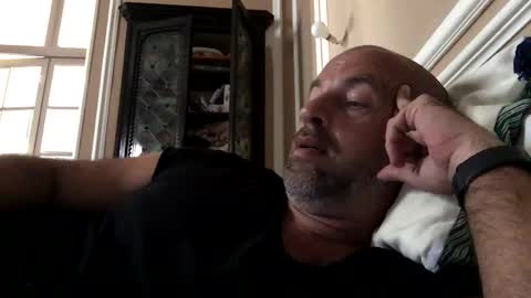 Snapshot of adrienfromparis chatting on 10/25/25, 11:29 adrienfromparis online show from 10/25/25, 11:29