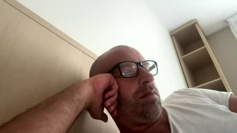 adrienfromparis online show from 06/22/26, 05:43