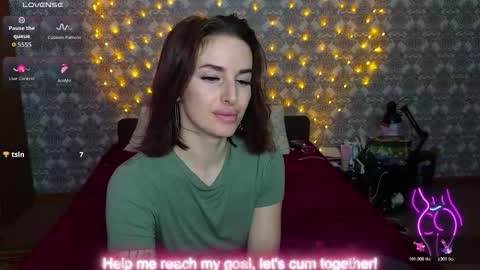 Adriana online show from 12/19/25, 08:21