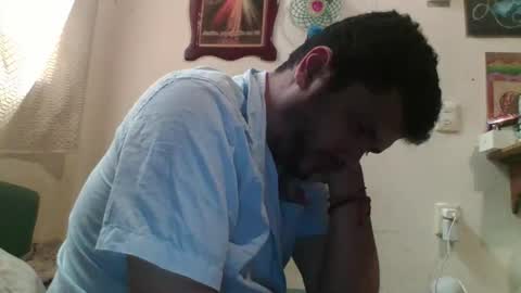 Snapshot of adrodiarellano chatting on 11/14/25, 06:17 adrodiarellano online show from 11/14/25, 06:17