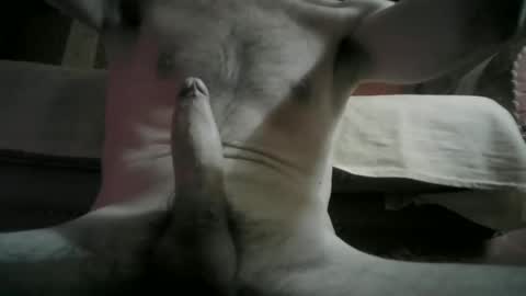 Snapshot of adryan_gym chatting on 01/09/25, 11:24 ADRY SKY online show from 01/09/25, 11:24