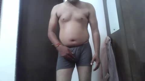 Snapshot of adudeandsexy chatting on 05/08/26, 04:01 adudeandsexy online show from 05/08/26, 04:01