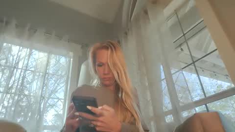 Sexdollx4u online show from 11/23/25, 04:51