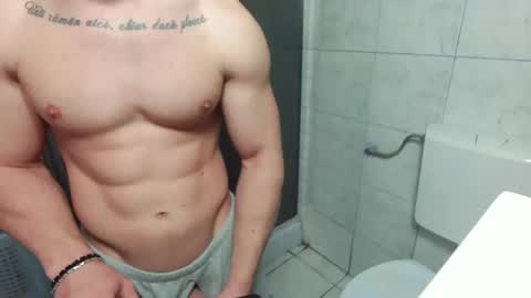 Snapshot of advp69 chatting on 01/30/25, 12:59 Mrrfitt online show from 01/30/25, 12:59