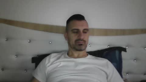 Adrian online show from 02/09/26, 07:01