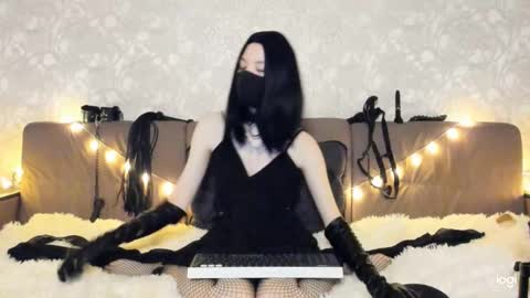 Snapshot of aesthetic_being chatting on 01/06/25, 02:36 Tiana online show from 01/06/25, 02:36