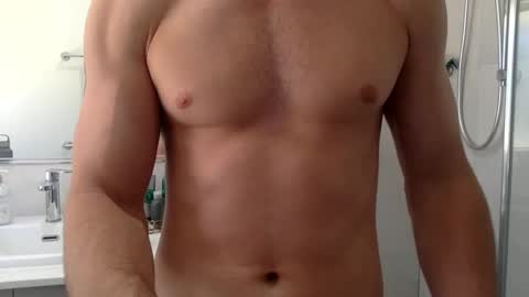 Snapshot of aestheticboy97 chatting on 01/28/25, 02:32 Thore online show from 01/28/25, 02:32