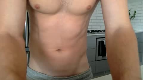 Snapshot of aestheticboy97 chatting on 02/03/25, 01:30 Thore online show from 02/03/25, 01:30