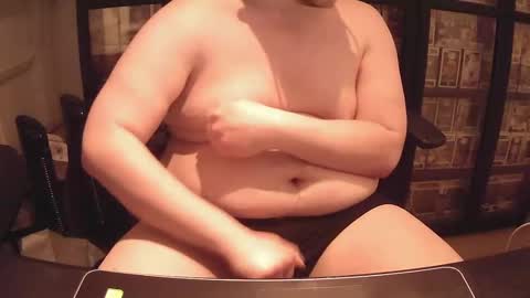 Snapshot of afattytowatch chatting on 01/26/25, 12:37 afattytowatch online show from 01/26/25, 12:37