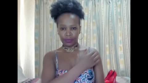 Snapshot of aficangagqueen chatting on 10/11/25, 01:09 AfricanSquirtQueen online show from 10/11/25, 01:09