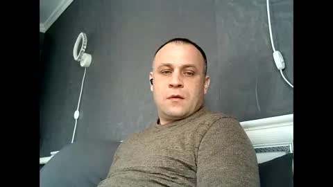 Snapshot of afonya342 chatting on 02/02/25, 09:19 Sasha online show from 02/02/25, 09:19