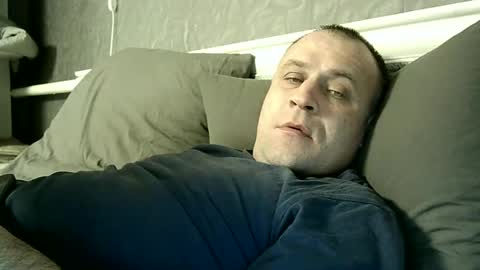 Snapshot of afonya342 chatting on 02/02/25, 06:42 Sasha online show from 02/02/25, 06:42