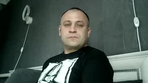 Sasha online show from 12/22/25, 06:32