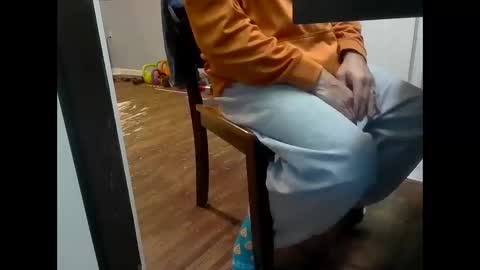 afr10221966 online show from 10/03/25, 01:24