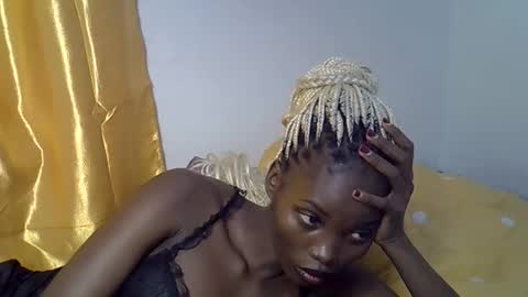 Snapshot of afri_kanaslim chatting on 11/07/25, 09:59 afri kanaslim online show from 11/07/25, 09:59